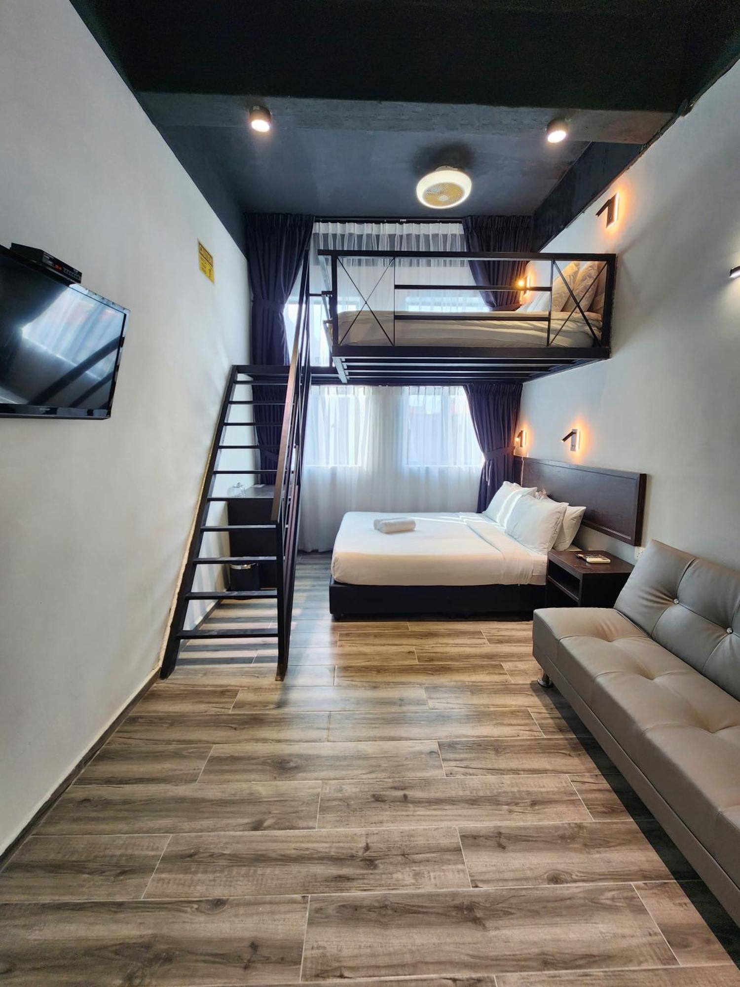 Georgetown Inn By Sky Hive Екстериор снимка
